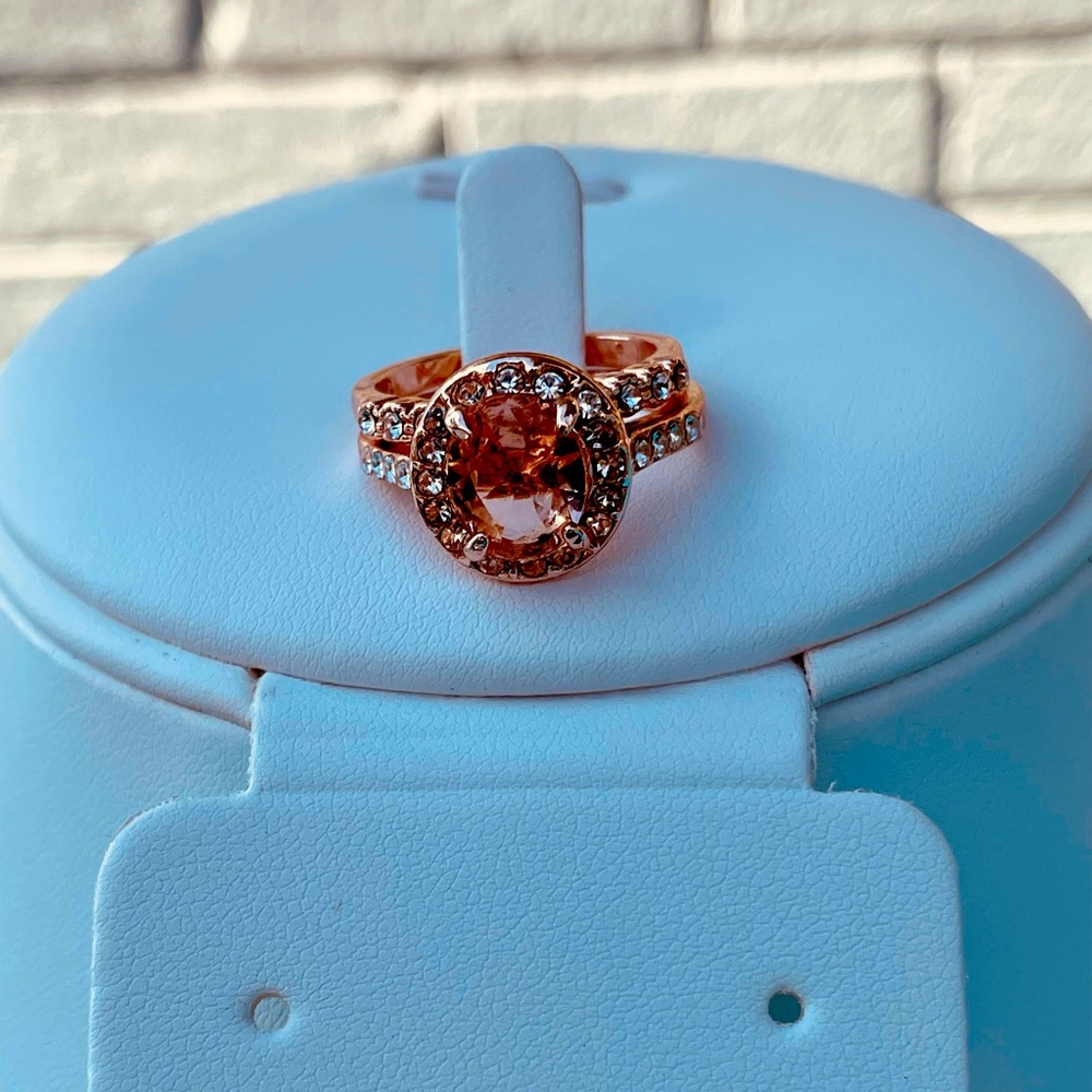Beautiful faux Rose Gold Ring